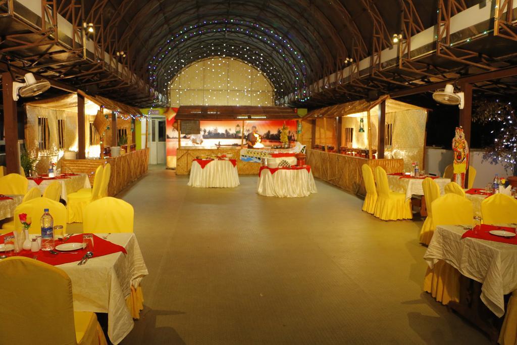 Pattom Royal Hotel Thiruvananthapuram Exterior photo